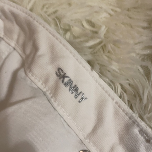 NWOT White Michael Kors jeans - Picture 10 of 10